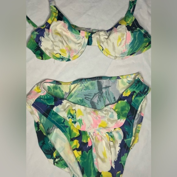 Other - Floral Bikini Set
